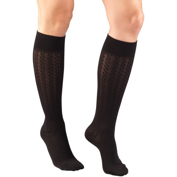 Ladies' Socks Cable Pattern 15-20